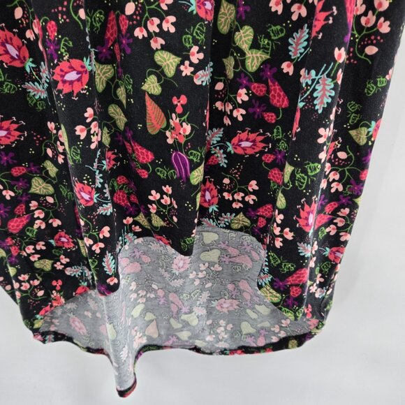 LuLaRoe Dark Floral Oversized Short Sleeved Tunic Top Small - Picture 2 of 6